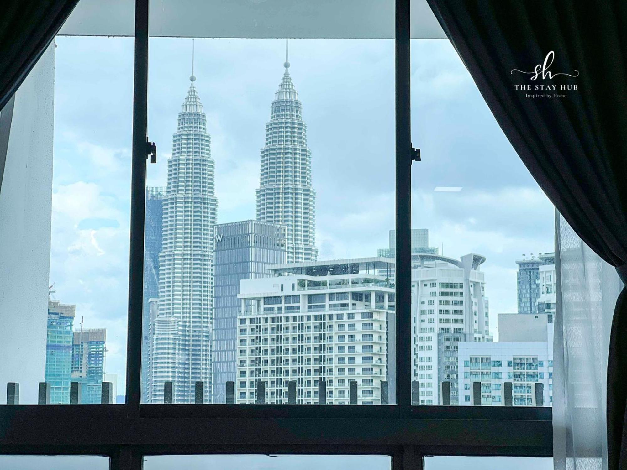 The Luxe Klcc View Sky Pool Apartment Куала Лумпур Екстериор снимка